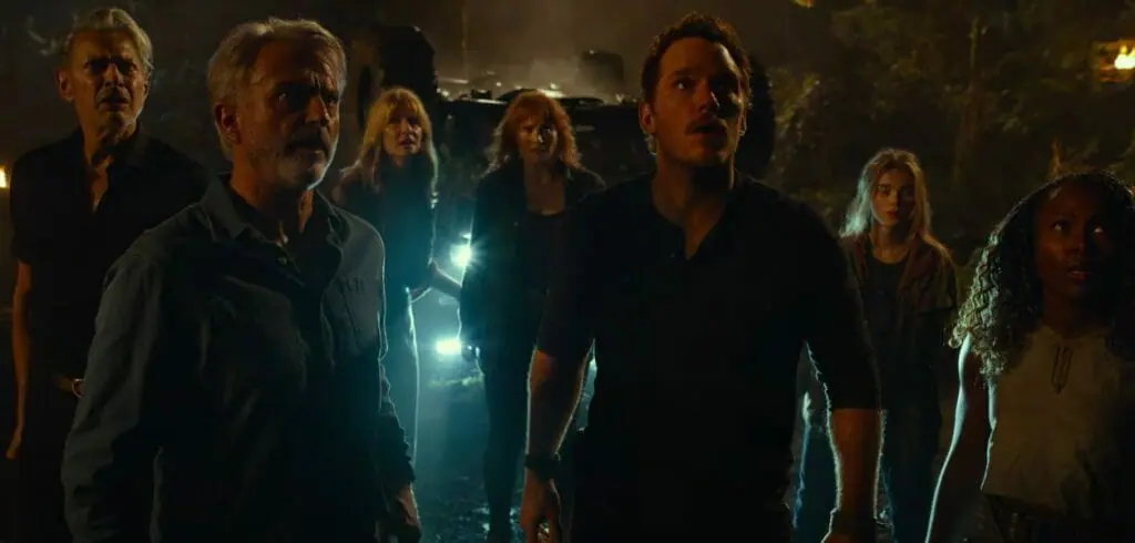 The legacy characters of the original Jurassic Park trilogy unite with the new characters of the Jurassic World films and face a Giganotosaurus in JURASSIC WORLD DOMINION.