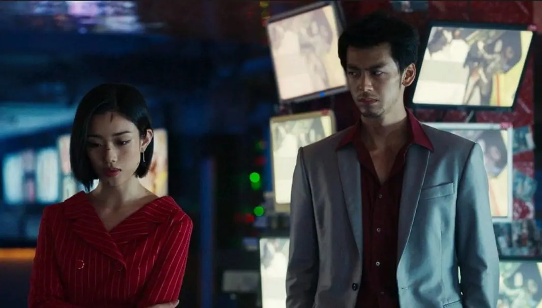 Kiryu and Yumi in the Amazon Prime Series LIKE A DRAGON: YAKUZA.