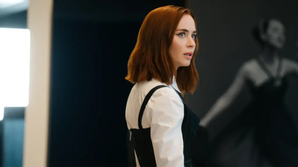 Emily Blunt looks gorgeous in her return as the stylish fashion executive Emily Charlton in THE DEVIL WEARS PRADA 2.